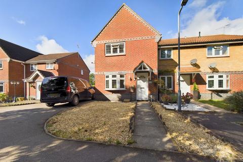 3 bedroom semi-detached house for sale, Chelmer Drive, South Ockendon, Essex, RM15