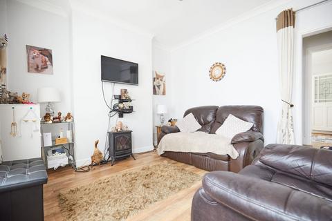 2 bedroom end of terrace house for sale, Harold Road, Lowestoft