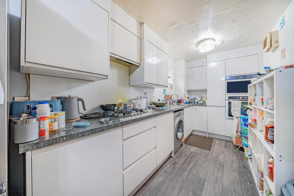 Carrara Close, Brixton 4 bed end of terrace house for sale £675,000