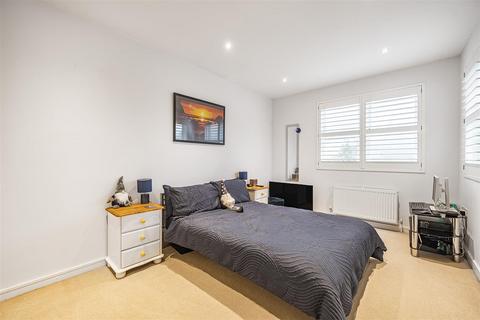 4 bedroom semi-detached house for sale, Smithy Lane, Lower Kingswood