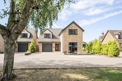 4 bedroom detached house for sale, Shefford Road, Meppershall, SG17