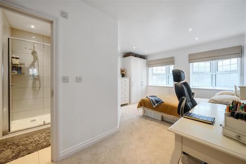 2 bedroom flat for sale, Wandle Road, WALLINGTON