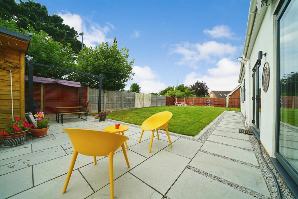 Rear garden.jpg
