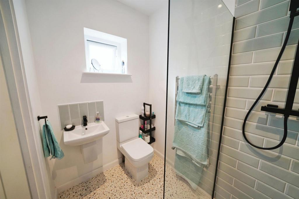 Ensuite