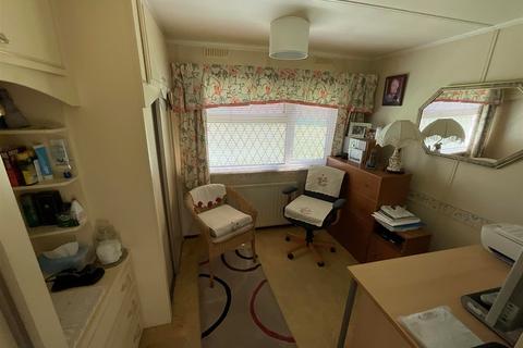 2 bedroom park home for sale, Court Farm Road, Newhaven, East Sussex