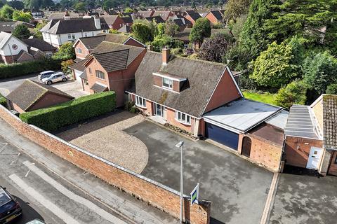 3 bedroom detached house for sale, Shaw Lane, Albrighton WV7