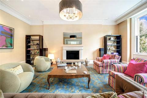 4 bedroom flat for sale, Queen's Gate, South Kensington, SW7