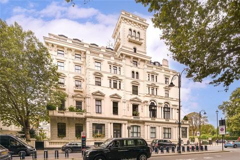 4 bedroom flat for sale, Queen's Gate, South Kensington, SW7