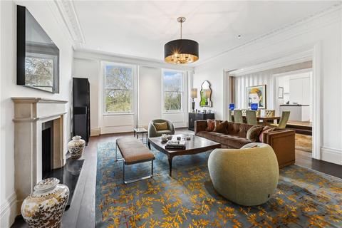 4 bedroom flat for sale, Queen's Gate, South Kensington, SW7