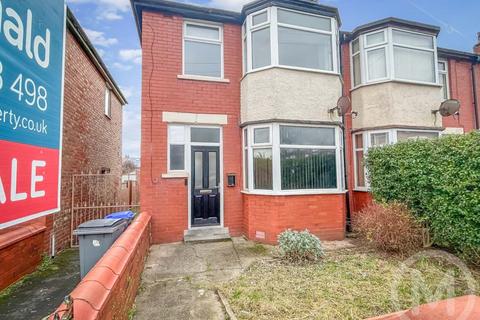 3 bedroom end of terrace house for sale, Worcester Road, Blackpool, FY3 9RQ