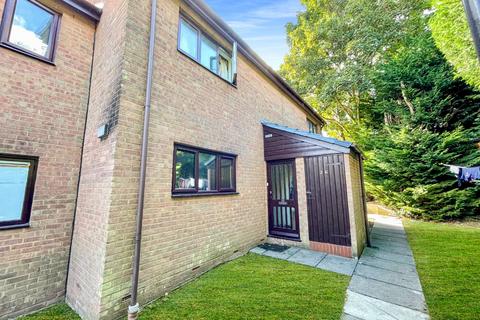 1 bedroom maisonette for sale, Astra Court, Colin Road, Luton, Bedfordshire, LU2 7SG