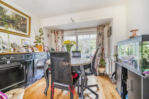 2 bedroom terraced house for sale, Mays Lane, Barnet, EN5