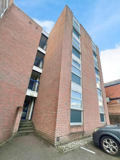 2 bedroom flat to rent, Watermore Court, Pinhoe Road, Exeter