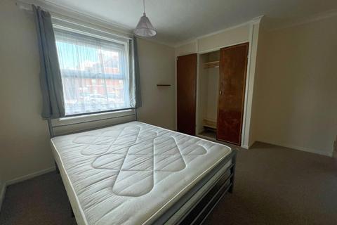 2 bedroom flat to rent, Watermore Court, Pinhoe Road, Exeter