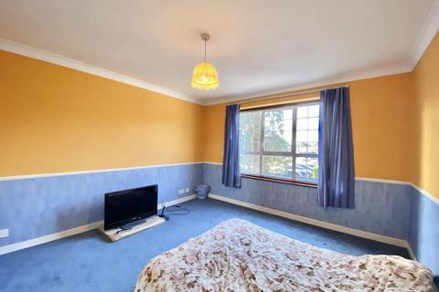 100 Juniper Way, Hayes, UB3 1LF