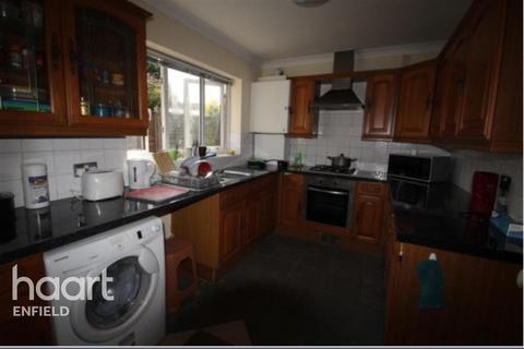 House share to rent, Galliard Road, N9