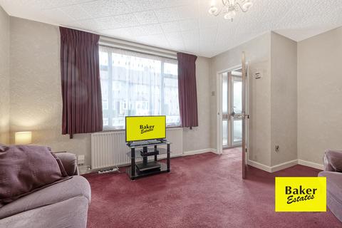 2 bedroom end of terrace house for sale, Arrowsmith Road, Chigwell IG7