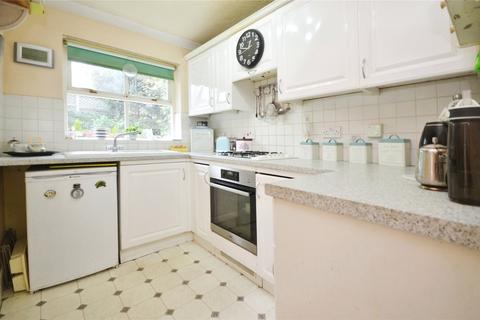 3 bedroom semi-detached house for sale, Brookside Close, Colchester, Essex, CO2