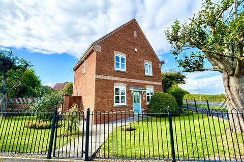 3 bedroom detached house for sale, Gielgud Close, Burnham-on-Sea, Somerset, TA8