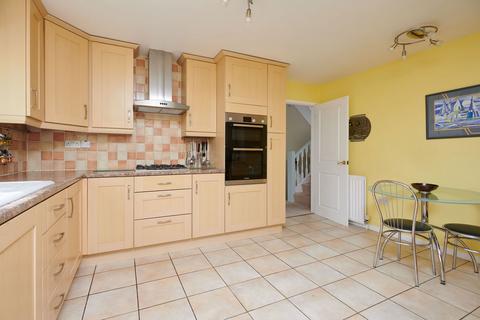 4 Brookside, Stanwick, Wellingborough, NN9 6PW