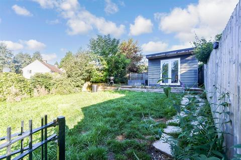 1 bedroom terraced bungalow for sale, Holtye Road, East Grinstead, West Sussex