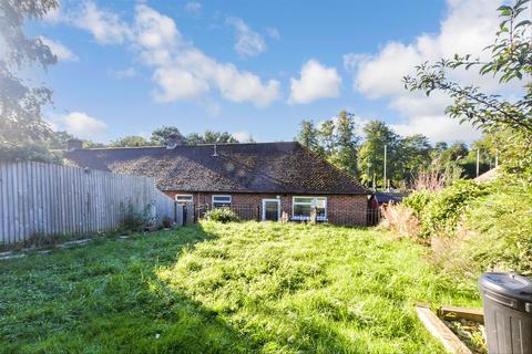 1 bedroom terraced bungalow for sale, Holtye Road, East Grinstead, West Sussex