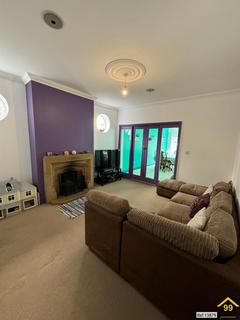 692 Beverley Road, Hull, HU6 7JH