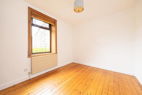 2 bedroom ground floor flat for sale, Whitson Crescent, Edinburgh EH11