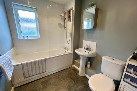 25 Windsor Wood, Waltham Abbey, EN9 1LY