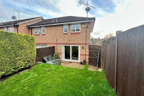 25 Windsor Wood, Waltham Abbey, EN9 1LY
