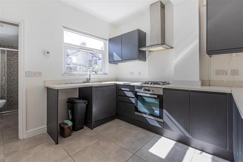 60 Arran Street, Cardiff, CF24 3HT