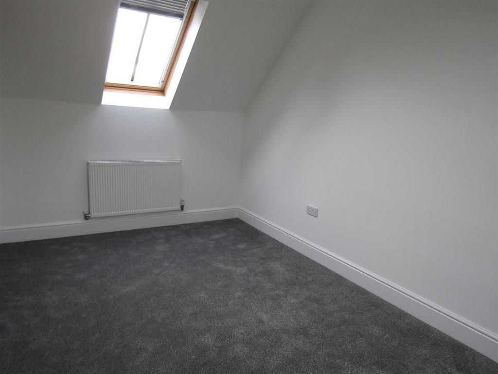 2 g bedroom 1.JPG