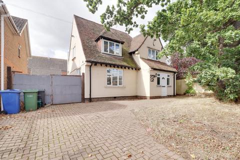 3 bedroom detached house for sale, Mill Road, South Ockendon RM15