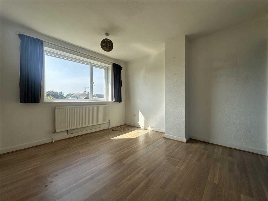 Bedroom (front)