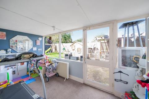 19 Burrell Close, Wetherby, LS22 6YA