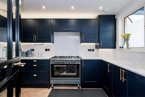 88 Vicarage Lane, Stratford, London, E15 4HQ