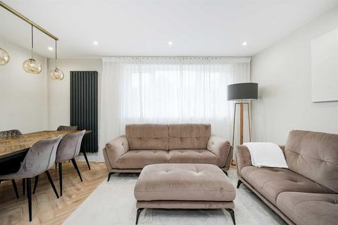88 Vicarage Lane, Stratford, London, E15 4HQ