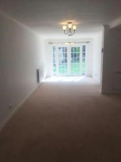 4 bedroom terraced house to rent, Eastleigh Close, Sutton, Surrey, SM2