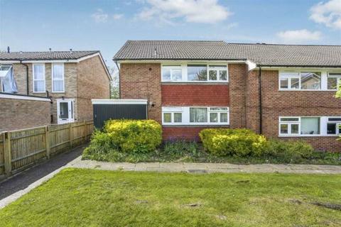 3 bedroom terraced house to rent, Stanley Court, Stanley Road, Sutton, Surrey, SM2