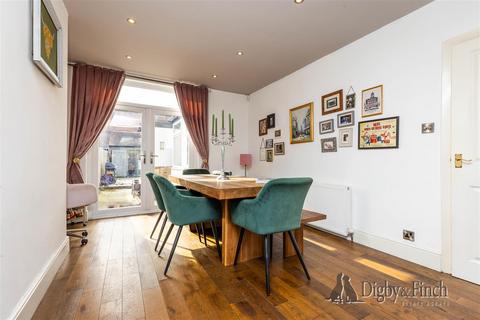 78 Gordon Road, West Bridgford, Nottingham, NG2 5LW