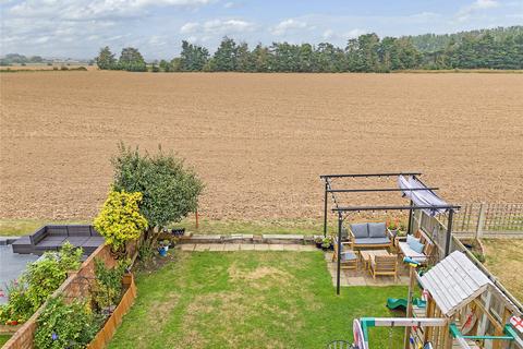 4 bedroom detached house for sale, Little Wakering Road, Little Wakering, Southend-on-Sea, Essex, SS3