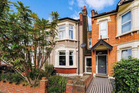 2 bedroom flat for sale, Harpenden Road, Aldersbrook