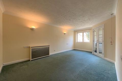 2 bedroom flat for sale, Holland Road, Hove BN3