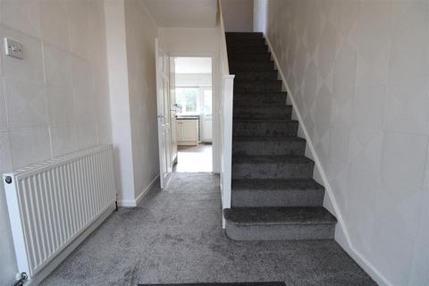 3 bedroom semi-detached house to rent, Chapel House Road, Chapel House, Newcastle Upon Tyne