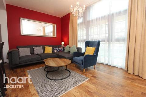 2 bedroom flat to rent, Marlborough House, Duke Street