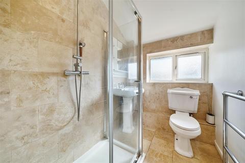 78 Hogarth Crescent, London, SW19 2DW