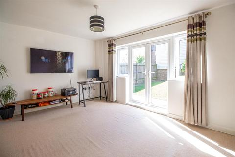 2 bedroom end of terrace house for sale, Bowden Way, Haywards Heath