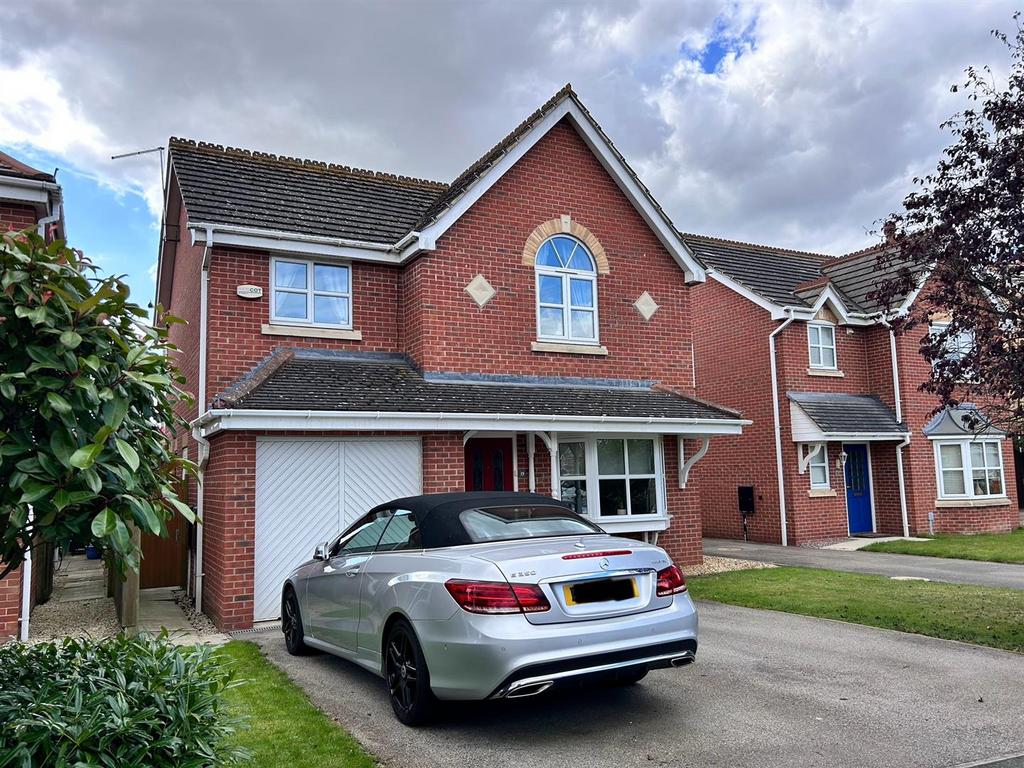 Brockton Avenue, Farndon 4 bed detached house for sale £325,000