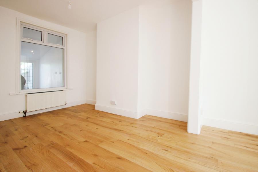 Langton Park, Bristol BS3 3 bed terraced house to rent £1,700 pcm (£