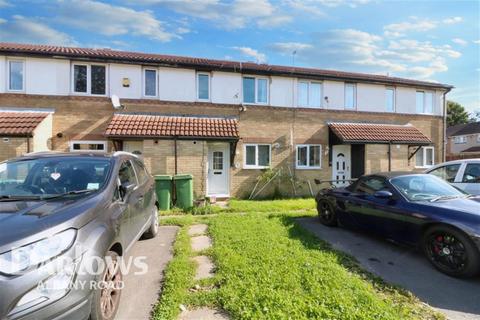 2 bedroom terraced house to rent, Laureate Close, Llanrumney